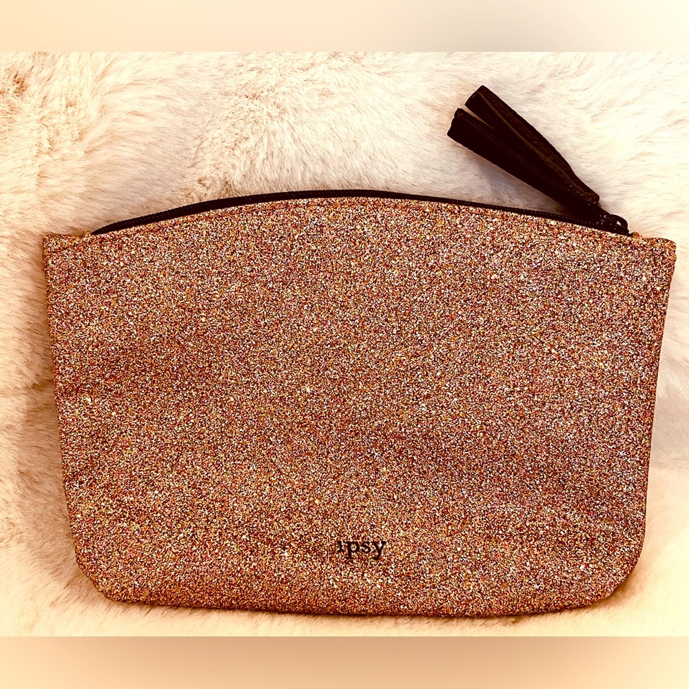 NWOT Ipsy Sparkly Pink Makeup Bag